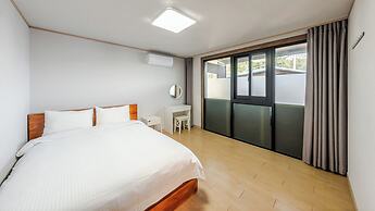 Namyangju Cozy Hill Spa Pension