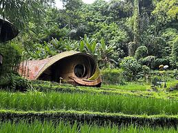Bambu Indah Resort