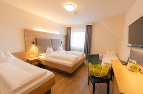 Hotel & Restaurant Urdlwirt