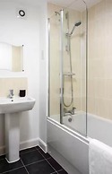 1 Bedroom Apt Leamington Spa Peregrine