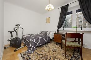 Apartment With 3 Bedrooms by Renters