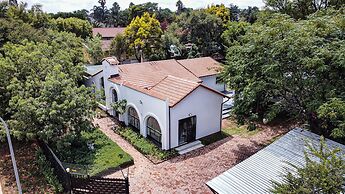 Chic Midtown Studio-1 Bed-solar-pool-fibre-samrand