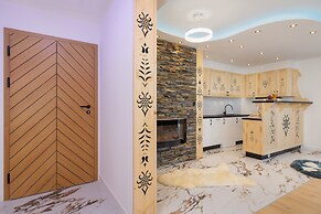 Apartment for 6 With Sauna by Renters
