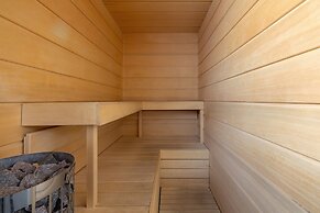 Apartment for 6 With Sauna by Renters
