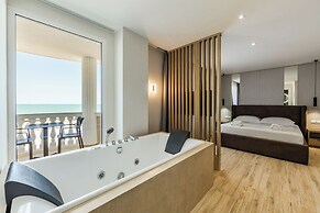 Sea Le Vie Hotel 2