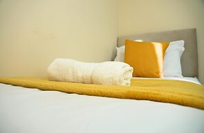 Lovely 3-bed House in Solihull