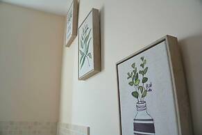 Lovely 3-bed House in Solihull