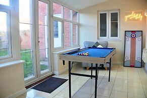 Lovely 3-bed House in Solihull