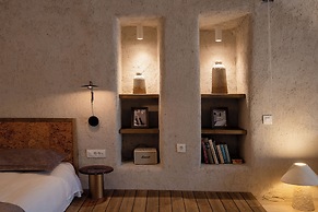 Kanava Cave Winery Villa