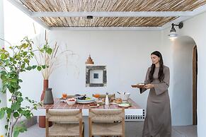 Kanava Cave Winery Villa