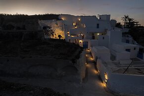 Kanava Cave Winery Villa