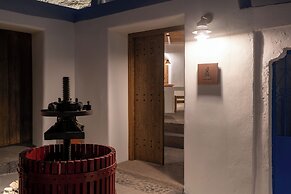 Kanava Cave Winery Villa