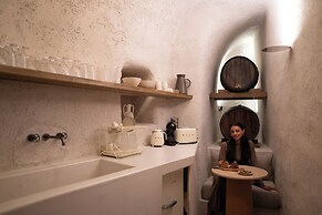 Kanava Cave Winery Villa