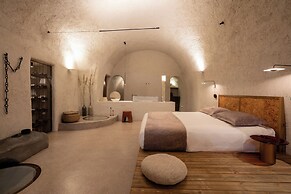 Kanava Cave Winery Villa