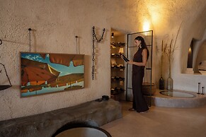 Kanava Cave Winery Villa