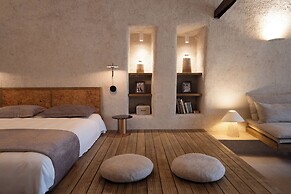 Kanava Cave Winery Villa