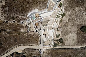 Kanava Cave Winery Villa