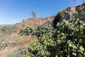 Kanava Cave Winery Villa