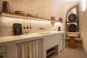 Kanava Cave Winery Villa