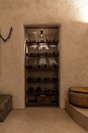 Kanava Cave Winery Villa