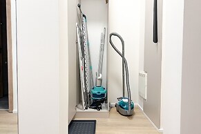 Modern Holesovice Apartment