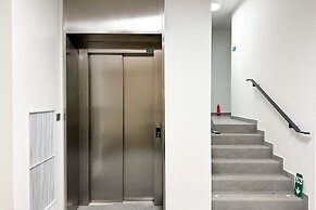 Modern Holesovice Apartment