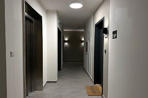 Modern Holesovice Apartment