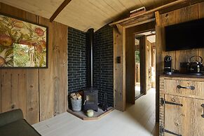 THE PIG at Combe - Devon