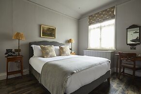 THE PIG at Combe - Devon