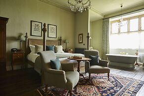 THE PIG at Combe - Devon