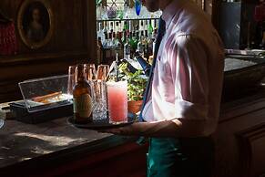 THE PIG at Combe - Devon