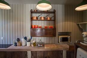 THE PIG at Combe - Devon