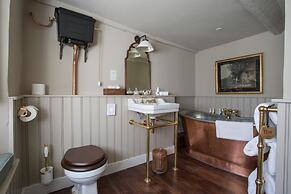 THE PIG at Combe - Devon