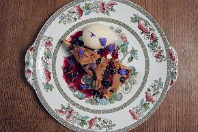 THE PIG at Combe - Devon