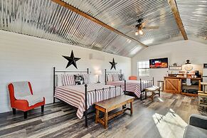 Windmill Meadows Cottages-firepit-hill Country Views!!