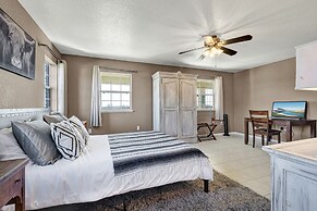 Casa Blanca: Hot-tub, Fire Pit, Hill Country Views