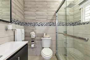 Unit 1, Palazzo, Rickets Drive, Runaway Bay