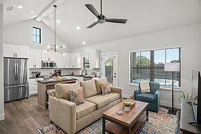 The Ricardos Joint With Hot Tub