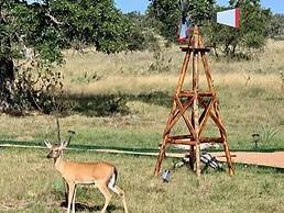 The Windmill-breathtaking Hill Country Views!