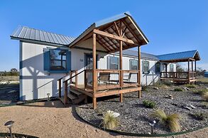 The Windmill-breathtaking Hill Country Views!