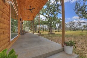 Casa Serena on 26 Acres With Firepit