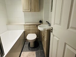 The Wimbledon Haven - 2 bed