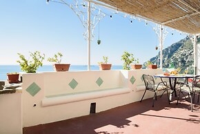 Romantic Antica Sponda