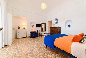 Romantic Antica Sponda