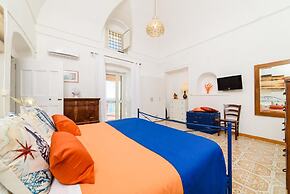 Romantic Antica Sponda