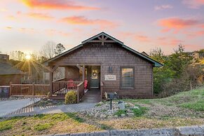 Bear Cove by Avantstay Hot Tub + Pool Table!