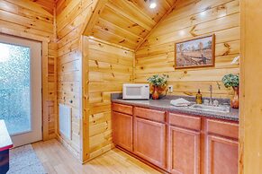 Bear Cove by Avantstay Hot Tub + Pool Table!