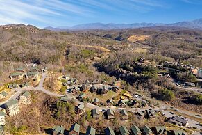 Bear Cove by Avantstay Hot Tub + Pool Table!