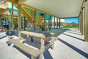 Boat Dock & Pool Private Fishing Village Roseate Spoonbill by Avantsta