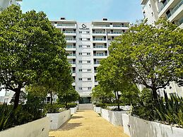 The Gallery Apartment